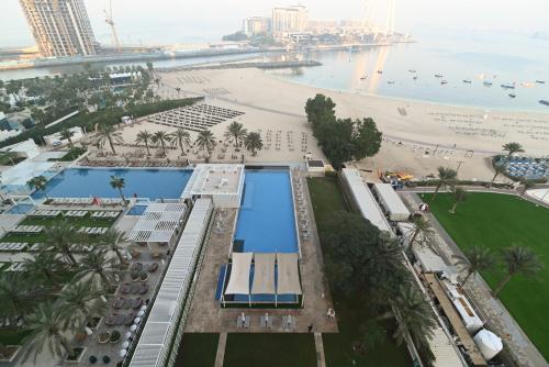 Private Beachfront in JBR sleeps up to 7 - image 12