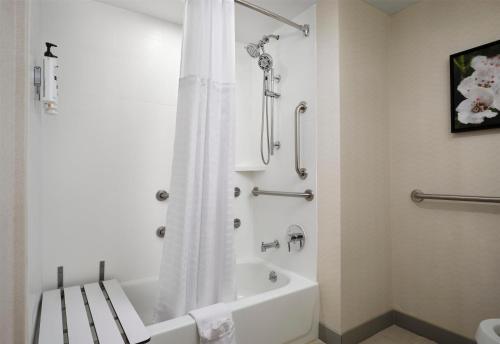 Hilton Garden Inn Jackson-Madison - image 8