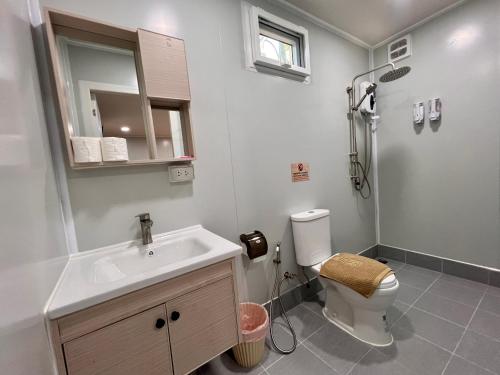 room detail thumbnail 2