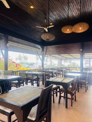 餐廳, 拉邁布里度假村 (Lamai Buri Resort) in 拉邁