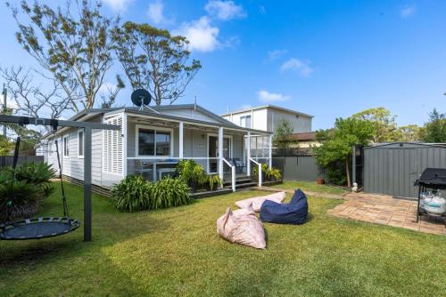 Yn Y Bae - Short Walk to Wowly Creek & Jervis Bay – khách sạn tại Callala Bay