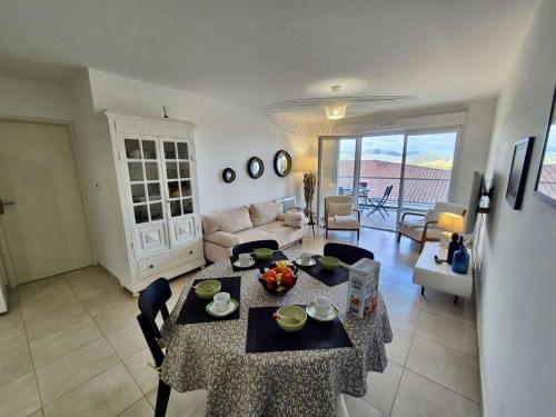 CO020-B11 - APPARTEMENT 3 PIÈCES - 4 personnes - COGOLIN - Location saisonnière - Quéven