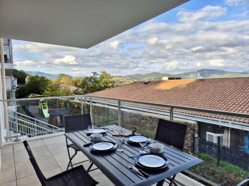 balkon/terras, CO020-B11 - Appart 3 pièces - 4 personnes - COGOLIN (CO020-B11 - Appart 3 pieces - 4 personnes - COGOLIN) in Cogolin