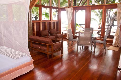 Residencia Natural in Old Point