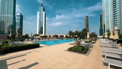 Luxury 4BR Burj Khalifa View Dubai Mall, Дубай (фото 8)