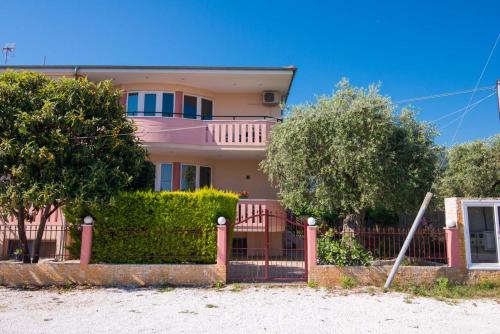 Mouses Thassos - Thassos