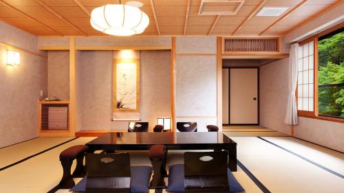 6 futon beds