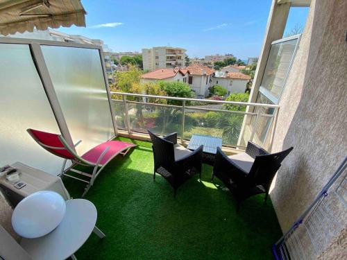 Studio, piscine, Saint-Laurent-du-Var (foto 4)