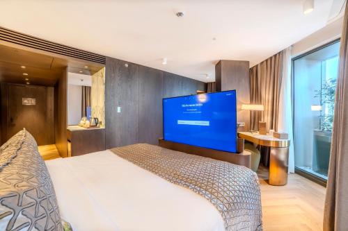 room detail thumbnail 0