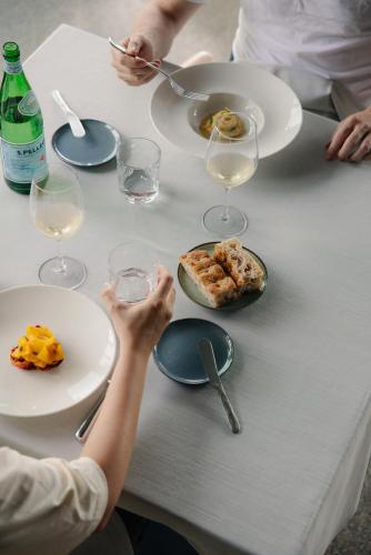 餐飲選擇, Stilla Rooms & Contemporary Cuisine in 科隆諾拉艾科利