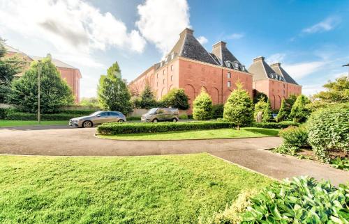 Bright & Modern Flat in Slateford