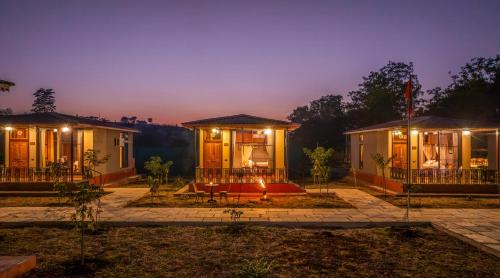 Growpure Luxury Farm & Nature Resort The Kushalgarh Estate in Banswara