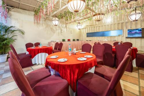 Hotel Picasso Prive - Naraina Vihar Metro Station – Delhi, NY