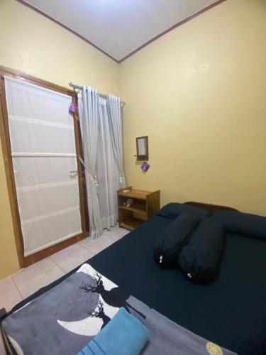 1 twin bed