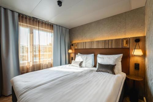 1 king bed