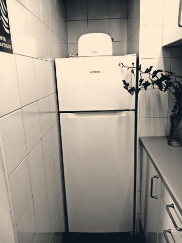 Konyha, Carcavelos Beach&Bike House (view, parking, wi-fi) in Carcavelos