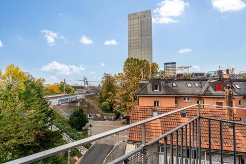 View, easyHotel Zurich West in Zürich