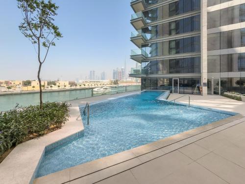 VayK - Elegant Canal-Front 1 BD in a Prime Location - image 9