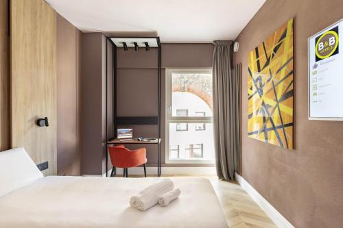 B&B Hotel Genova City Center, Genoa