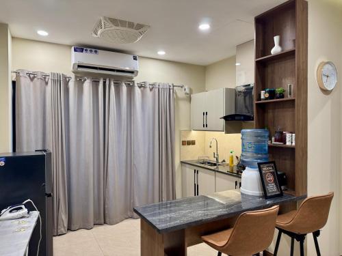 Zeta Luxe Residences by DWT Apartments - image 7
