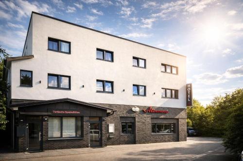 Ata Hotel - Self Check-in, Hamburk