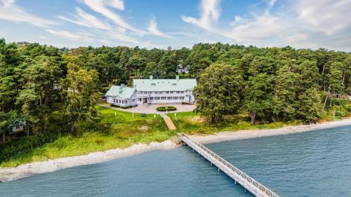 Unterkunft von außen, Onsala Herrgård B&B (Onsala Herrgard B&B) in Onsala