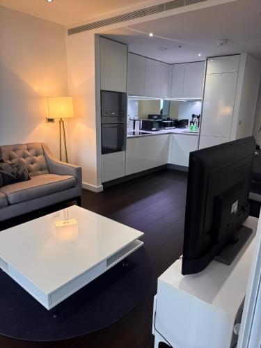 2BHK Panaromic City View Central London WR2103, Londres