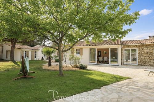 Iekārtas, Villa Eden in Les Portes-en-Re