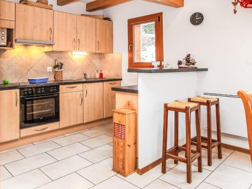 Chalet Escapade by Interhome in Ovronnaz, Schweiz