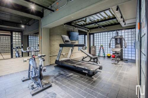 NOK Premium 4BR Apartment with Terrace at Bogota