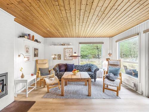  Holiday Home Magrete - 900m from the sea by Interhome in Blåvand