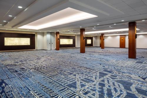 DoubleTree by Hilton Hotel & Suites Pittsburgh Downtown - image 26