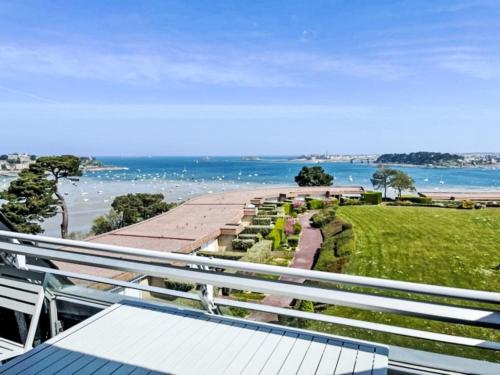 Apartment Le Parc de La Ronceray 7 - L'Horizon by Interhome