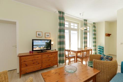 Appartementanlage Strandjuwel Fewo 217 – khách sạn tại Kuhlungsborn Ost