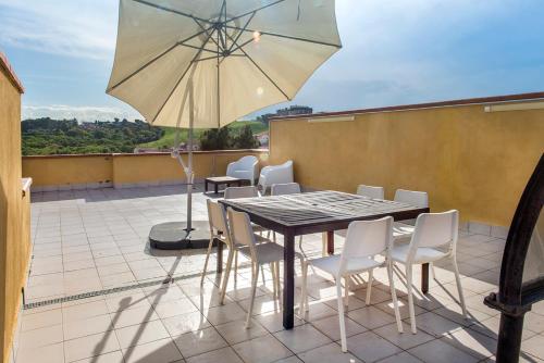M285 - Marcelli comodo trilocale con terrazzo - image 3