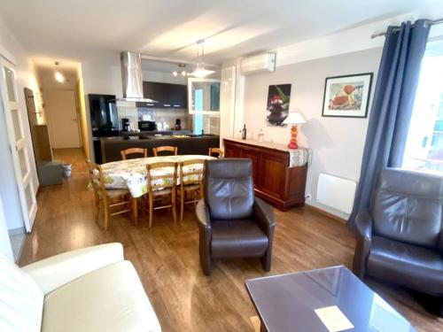 F3 moderne à Amélie-les-Bains avec parking et wifi - FR-1-703-221