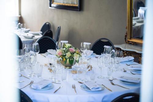 Банкетний зал, Risinge Herregård Bed & Breakfast (Risinge Herregard Bed & Breakfast) in Ниборг