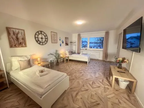 C4S - COME4STAY - Töging - InnStay - 3 Zi Apartment in Töging - 7Personen - Küche - Badezimmer - Balkon - SmartTV - WLAN in Töging am Inn, Deutschland