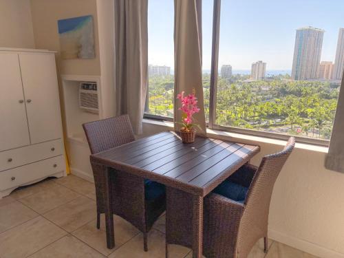 Hawaiian Monarch 1604 condo - image 10