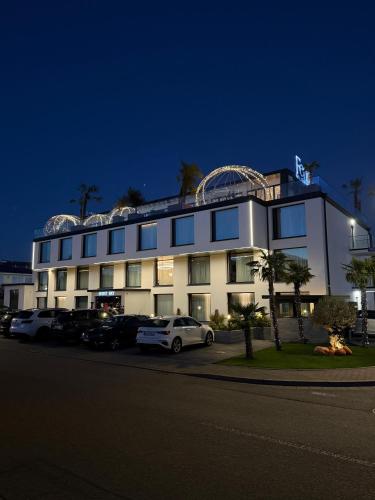 Hayat Hotels & Apartments - Accommodation - Rust