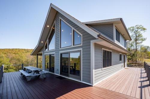 Treetops by Railey Vacations in Oakland (MD)