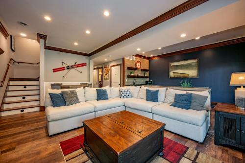Treetops by Railey Vacations in Oakland (MD)