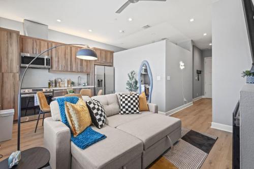 Modern 1 bedroom 2 bed Condo in Heart of Dallas – khách sạn tại Cedars