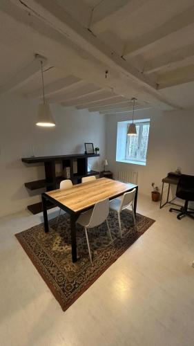 Maison de bourg avec beaucoup de charme in Nuille-sur-Vicoin