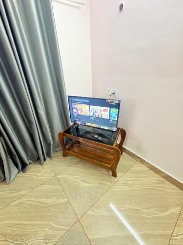 Epic inn villa 3 bhk with kitchen Varkala cliff - image 5