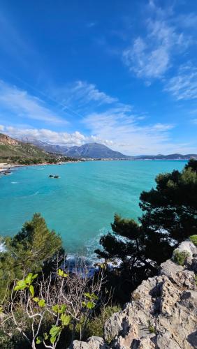 Welcome to our holiday home in Sutomore