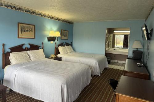 Fincastle Motor Inn - image 2