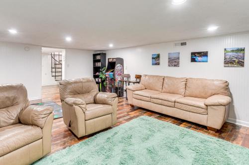 Mtn and Lake Norris Views Family Home with Game Room! in La Follette