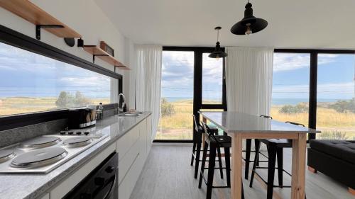 virtuve, Marea Baja - Casa con vista al mar para 6 PAX con parrilla en Cruz del Sur, Chapadmalal - Hola Sur in Chapadmalal