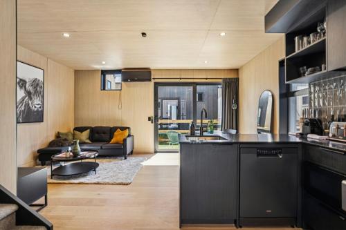 Pinnacle Peaks - Queenstown Holiday Home - image 4